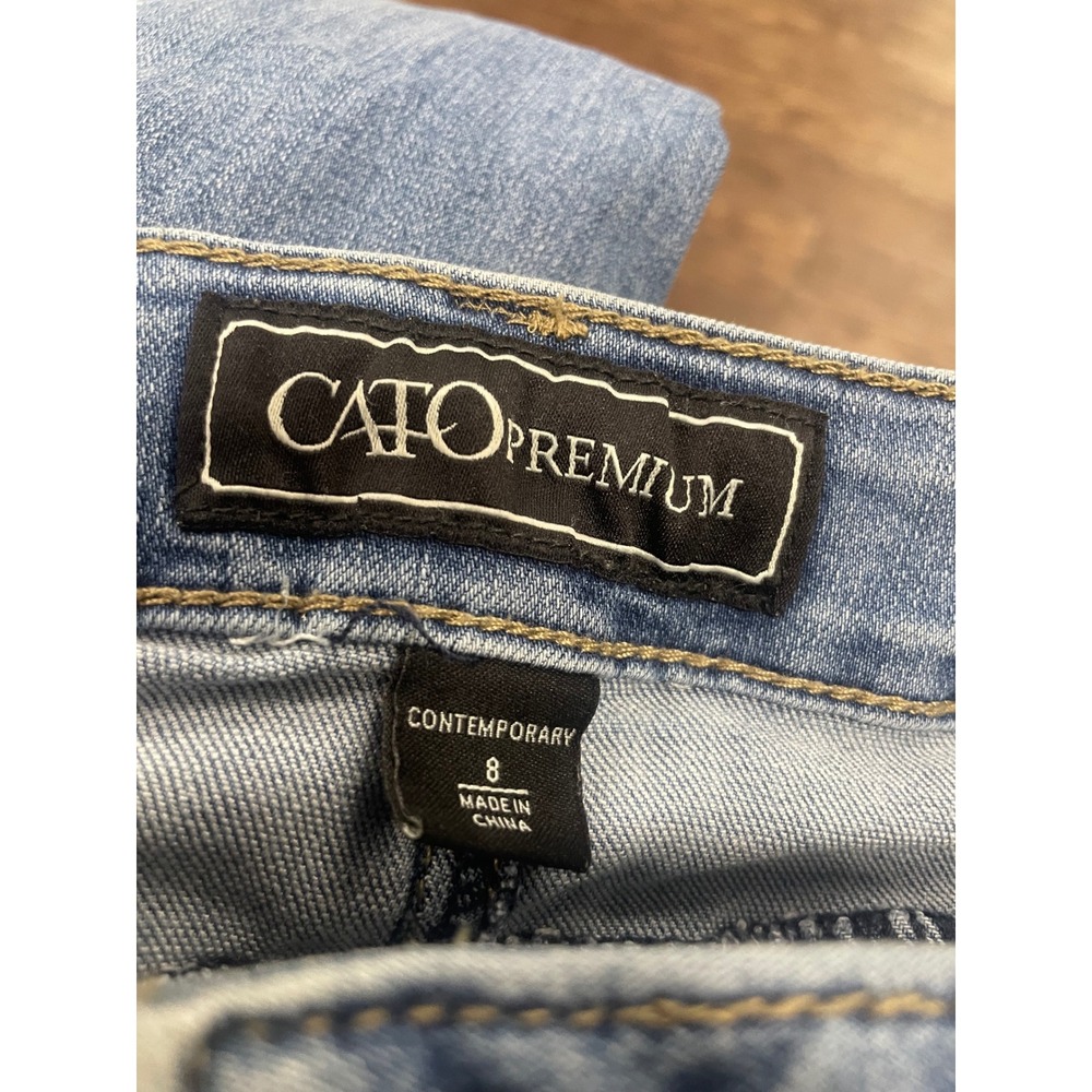 Cato Premium Contemporary Flare Jeans Light Wash Braided Pocket Blue Womens 8 - Picture 8 of 9